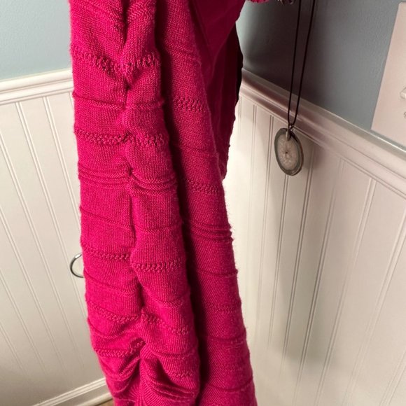 Apt. 9 Size 1X Pullover Short Sleeve Roll Tab Side Ruching Fuschia Comfort - Picture 8 of 15